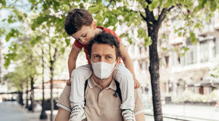 Nga 1 qershori hiqen maskat në ambientet e jashtme në Shqipëri