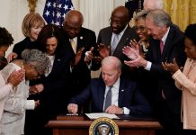 Biden firmos si festë zyrtare ditën që përkujton fundin e skllavërisë