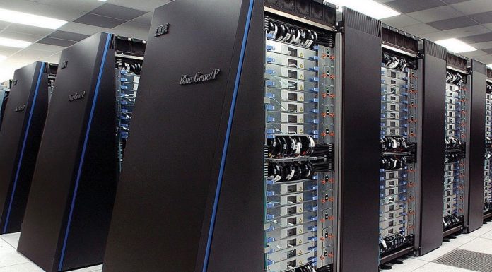 Tesla ka superkompjuterin e pestë më të shpejtë në botë