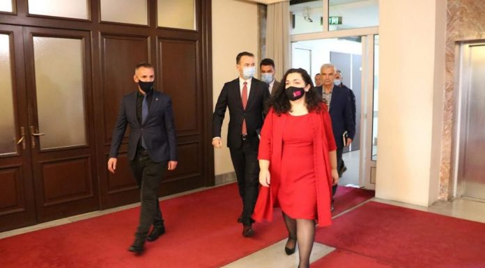 PRESIDENTJA OSMANI NË VIZITË ZYRTARE NË AUSTRI