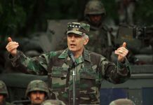 WESLEY CLARK SOT VIZITON KOSOVËN