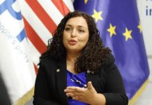 Osmani e uron Macronin në gjuhën frënge për Ditën Kombëtare