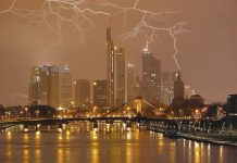 Konsullata në Frankfurt vë në dizpozicion numrin emergjent për shtetasit e Kosovës