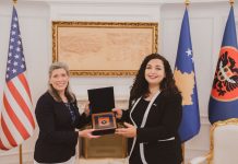 OSMANI PRITI NË TAKIM SENATOREN AMERIKANE, JONI ERNST