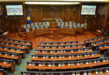 Kosova miraton Rezolutën që dënon gjenocidin serb në Srebrenicë