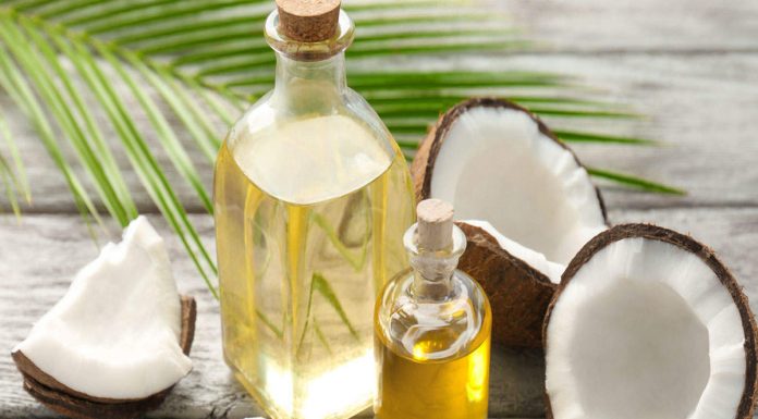 Vaji i kokosit ideal për eliminimin e rrudhav