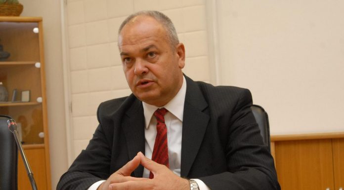 KURTI PRANON TELEGRAM NGUSHËLLIMI NGA KRYETARI I QYTETIT SLAVONSKI BROD