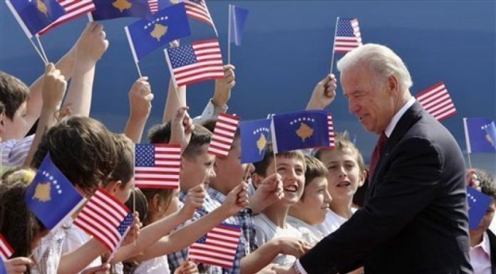CNN raporton për medaljen që Kosova do t’ia ndajë të birit të ndjerë të presidentit Biden