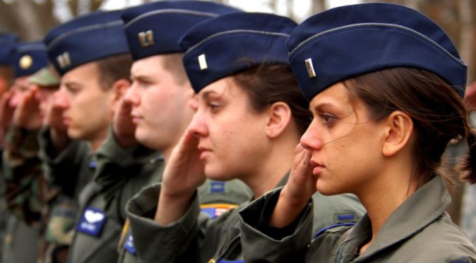 Gratë për herë të parë në Forcat Ajrore në SHBA