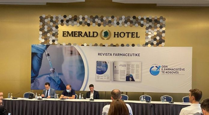 ODA E FARMACISTËVE PROMOVON REVISTËN ME INFORMATA PËR COVID-19