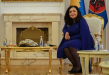 PRESIDENTJA OSMANI DEKRETON SHPALLJEN E DY LIGJEVE TË MIRATUARA NGA KUVENDI