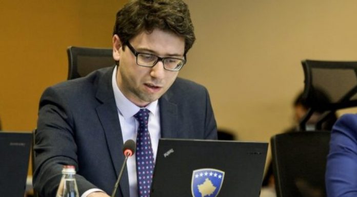 DO TË SUBVENCIONOHET 50 PËR QIND E PAGËS PËR GRATË QË PUNËSOHEN NË KOSOVË