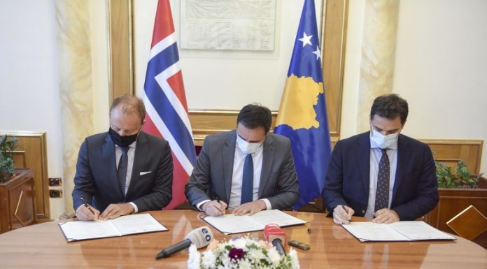 KONJUFCA E AMBASADORI NORVEGJEZ, GRØNDAHL,NËNSHKRUAN MEMORANDUM MIRËKUPTIMI