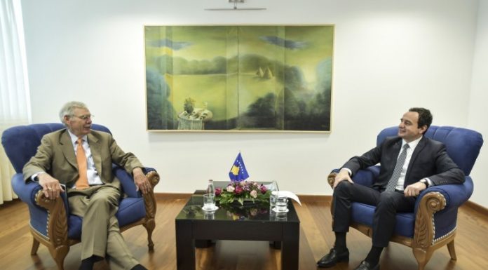 KRYEMINISTRI TAKON PËRFAQËSUESIT E ISG-SË