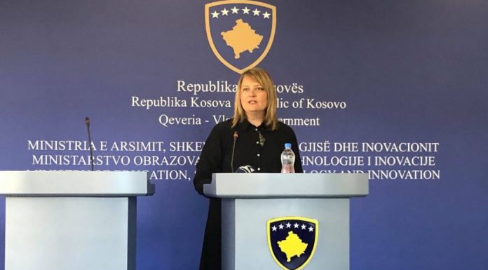 Zëvendësministrja e Arsimit: Gati për të filluar mësimin më 1 shtator