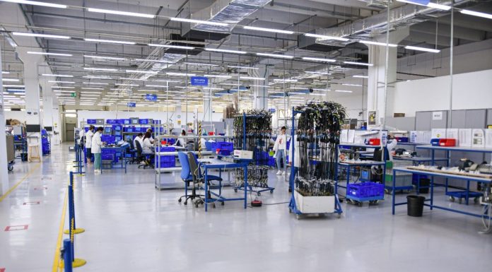 RRITEN SHKËMBIMET TREGTARE ME AUSTRINË