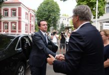 Kurti letër falënderimi kryeministrit të Kroacisë: Kosova do të mbajë zemrën dhe derën hapur për miqtë si ju