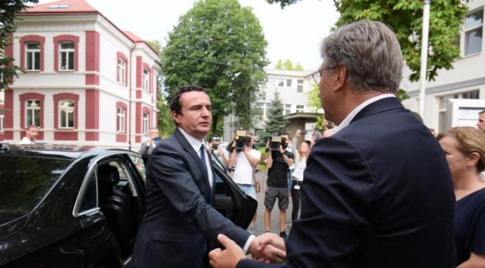 Kurti letër falënderimi kryeministrit të Kroacisë: Kosova do të mbajë zemrën dhe derën hapur për miqtë si ju