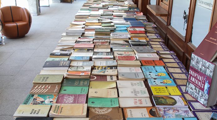 Hapet panairi i librit të vjetër