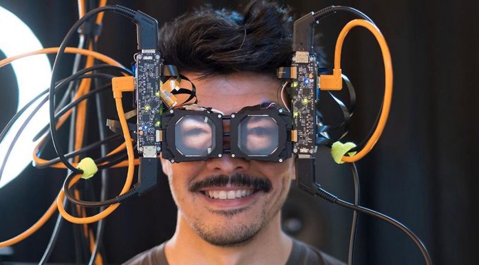 FACEBOOK PREZANTON SYZET VR ME SHIKIM TRANSPARENT