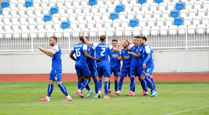 Tre futbollistë premtues nënshkruajnë me Prishtinën