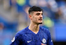 Futbollisti shqiptar nënshkruan me skuadrën e Premierligës