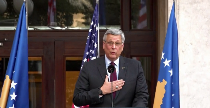 Kosnett: Mënyra më e mirë për të nderuar Beau Biden është që të punoni për të ardhmen, Amerika do t’ju qëndrojë krah