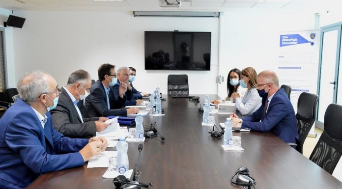 HAXHIU: U JEMI MIRËNJOHËS ISH TË DËNUARVE DHE ISH TË PËRNDJEKURVE POLITIK