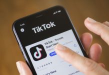 TIKTOK ËSHTË APLIKACIONI MË I SHKARKUAR I VITIT 2020