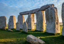 Shkencëtarët zbulojnë sekretin e rezistencës së blloqeve të gurit të Stonehenge