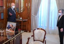 Për herë të parë në botën arabe, një grua emërohet kryeministre