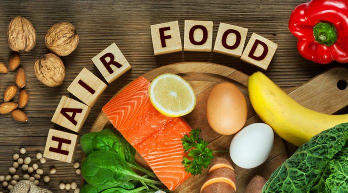 Ushqimet që duhet të hani për rritjen e flokëve