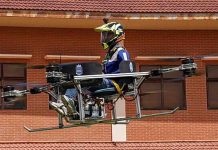 E ardhmja e shuarjes së zjarreve? Studentët transformojnë karrigen e shkollës në dron