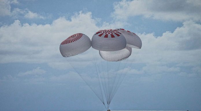 Përfundon me sukses udhëtimi treditor në hapësirë, rikthehen në Tokë katër turistët e parë