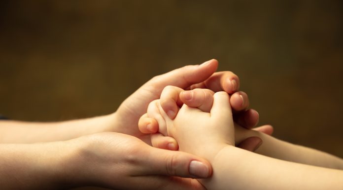 3 Hapa drejt prindërimit pozitiv në kushtet e shtëpisë