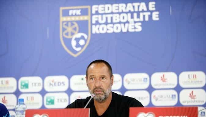 Trajneri i Greqisë: Kosova është një kombëtare tepër e fortë