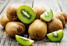 Përfitimet e jashtëzakonshme që merrni nga ngrënia e kivit