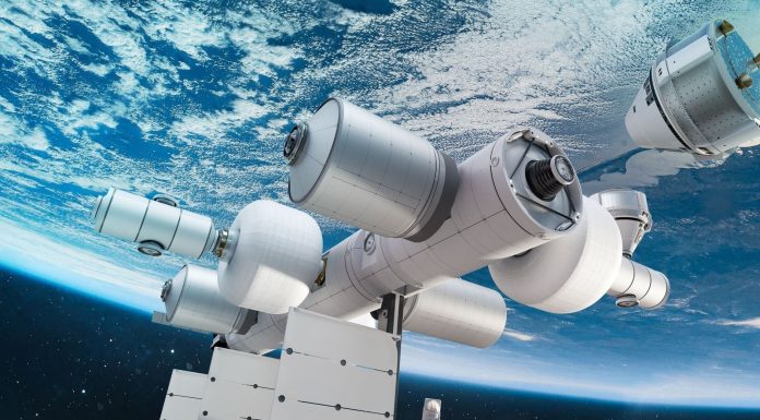 Jeff Bezos planifikon të ndërton një stacion hapësinor privat