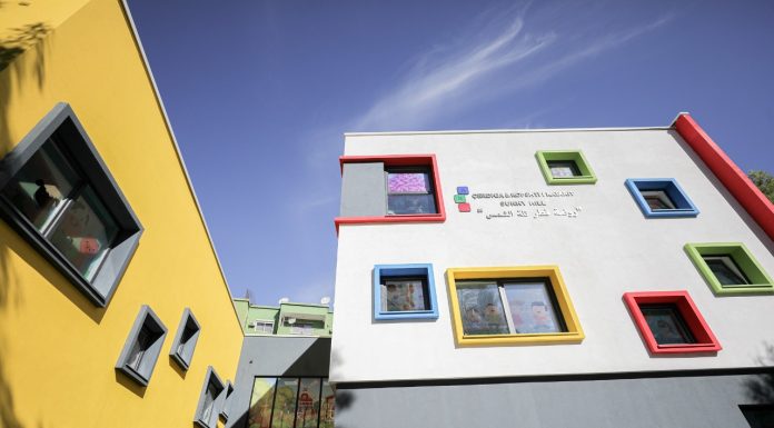 Shqipëri-Çel dyert çerdhja dhe kopshti “Sunny Hill”, u financua nga qeveria e Katarit dhe Dua Lipa