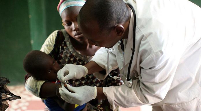 OBSH miraton përdorimin e vaksinës së parë kundër malaries