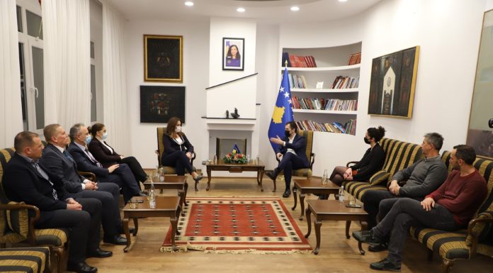 MKRS ndan 330,000 euro për trajnimin e 400 nxënësve në sportin e skijimit